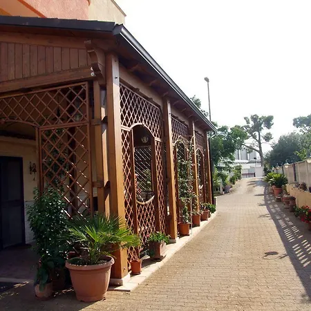 Franca Bed & Breakfast 3*